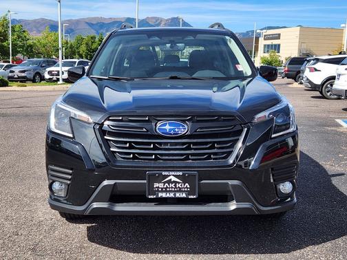2023 Subaru Forester Premium