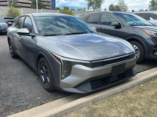Steel Gray 2025 Kia K4 LXS