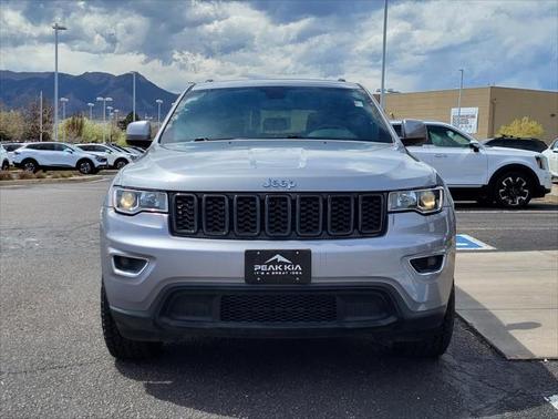 2018 Jeep Grand Cherokee Laredo E