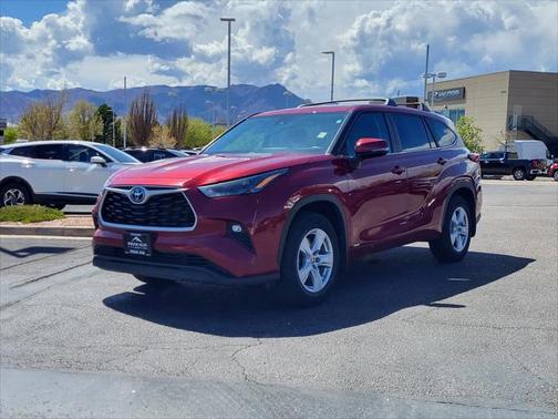2023 Toyota Highlander Hybrid LE