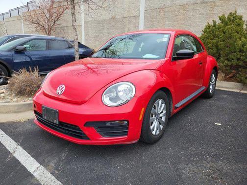 2018 Volkswagen Beetle 2.0T S