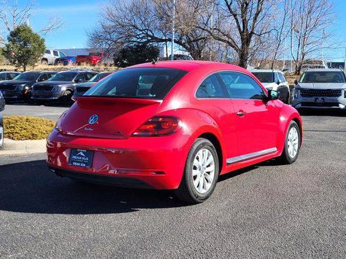 2018 Volkswagen Beetle 2.0T S