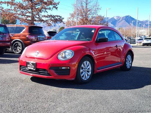 2018 Volkswagen Beetle 2.0T S