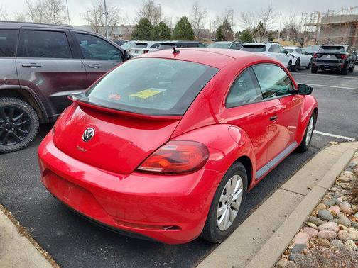 2018 Volkswagen Beetle 2.0T S