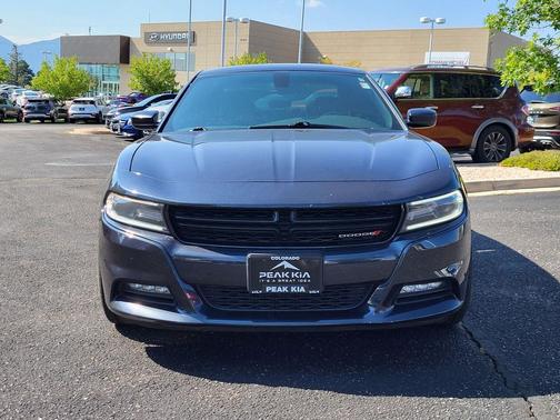 2017 Dodge Charger SXT