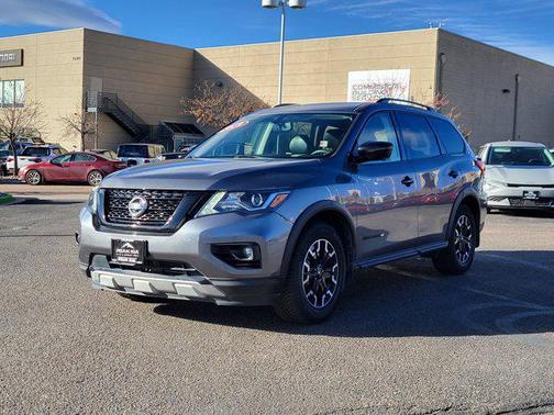2019 Nissan Pathfinder SL