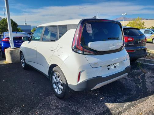 2023 Kia Soul LX