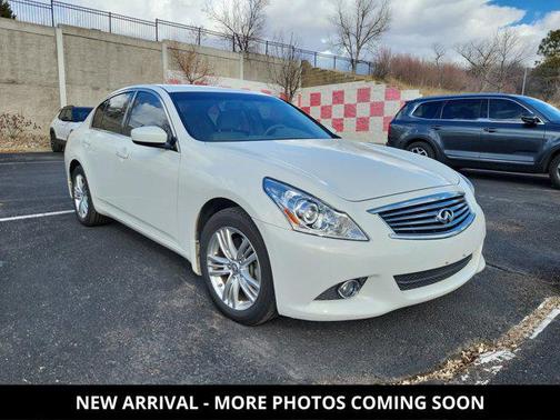 2013 INFINITI G37x Base