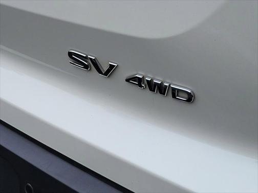 2022 Nissan Pathfinder SV 4WD