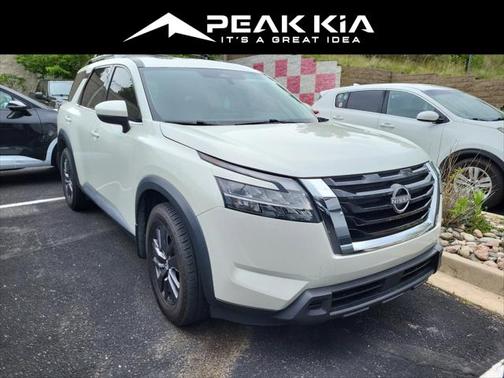 2022 Nissan Pathfinder SV 4WD