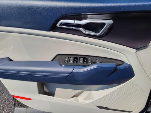 2024 Kia Sportage Hybrid EX