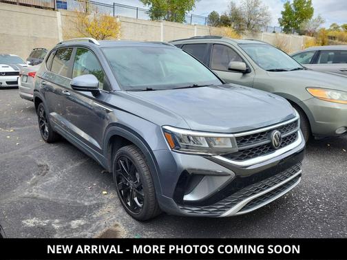 2022 Volkswagen Taos 1.5T SE