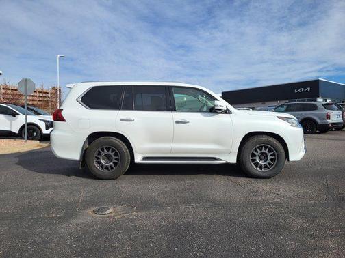2016 Lexus LX 570 Base