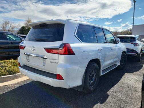 2016 Lexus LX 570 Base