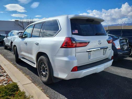 2016 Lexus LX 570 Base