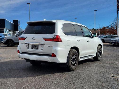 2016 Lexus LX 570 Base