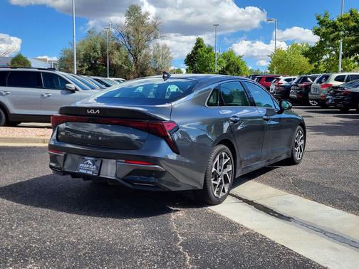 2025 Kia K5 EX