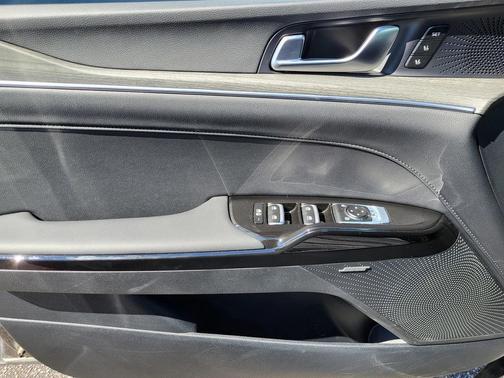 2025 Kia K5 EX