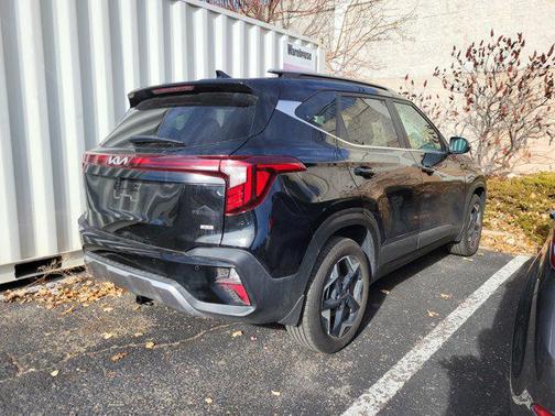 2025 Kia Seltos EX
