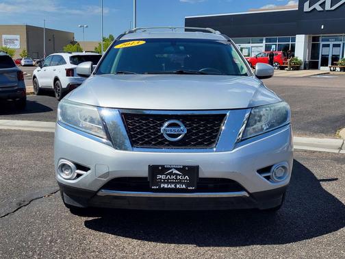 2013 Nissan Pathfinder SV