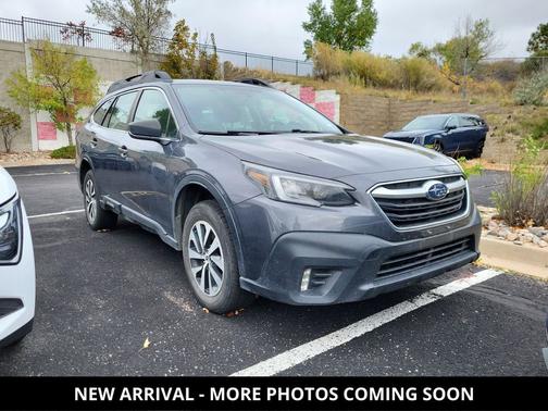 2022 Subaru Outback Base
