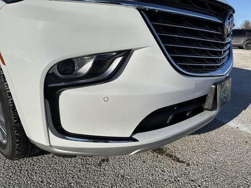 2023 Buick Enclave Essence AWD