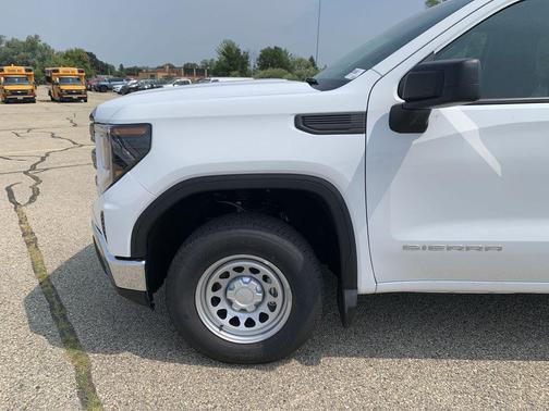 2025 GMC Sierra 1500 Pro