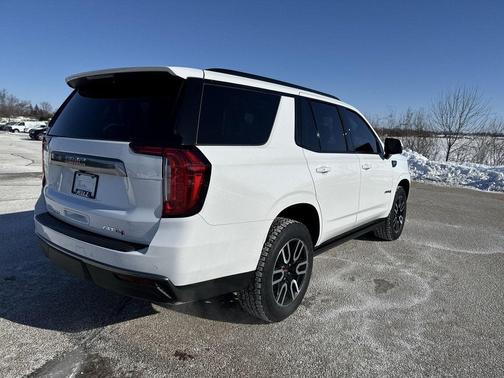 2024 GMC Yukon 4WD AT4