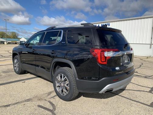 2023 GMC Acadia AWD SLT