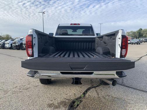 Summit White 2025 GMC Sierra 2500 Pro