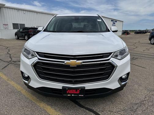 Summit White 2021 Chevrolet Traverse LT Leather