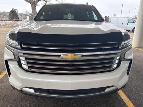 2023 Chevrolet Suburban High Country