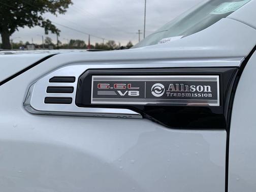 Summit White 2025 GMC Sierra 3500 Base
