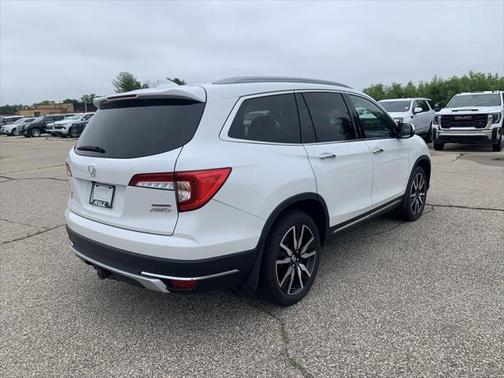 2020 Honda Pilot Touring 8-Passenger