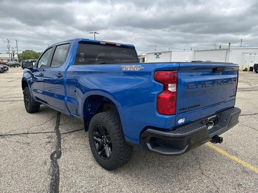 Glacier Blue Metallic 2023 Chevrolet Silverado 1500 Custom Trail Boss