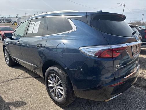 2023 Buick Enclave Essence AWD