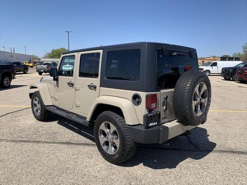 2017 Jeep Wrangler Unlimited Sahara