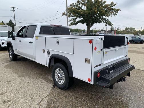 Summit White 2025 GMC Sierra 2500 Pro