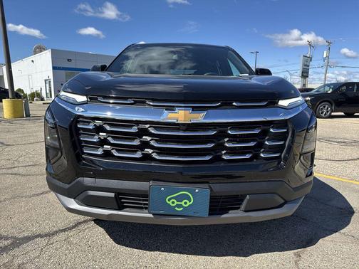 Mosaic Black Metallic 2026 Chevrolet Equinox 1LT
