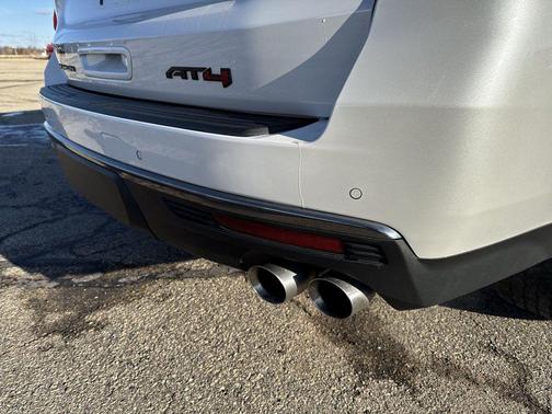 2024 GMC Yukon XL 4WD AT4