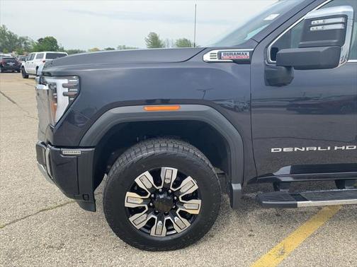 2024 GMC Sierra 2500 Denali