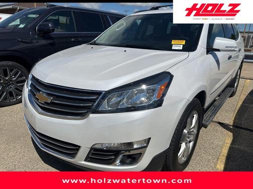 Iridescent Pearl Tricoat 2016 Chevrolet Traverse LTZ
