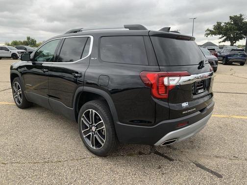 2023 GMC Acadia AWD SLT