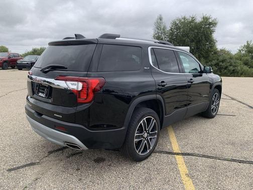 2023 GMC Acadia AWD SLT