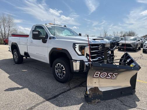 Summit White 2025 GMC Sierra 2500 SLE
