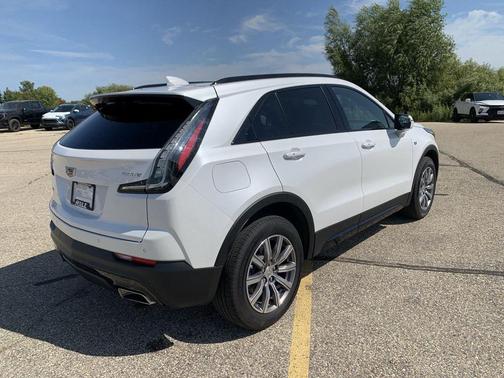 2023 Cadillac XT4 Sport