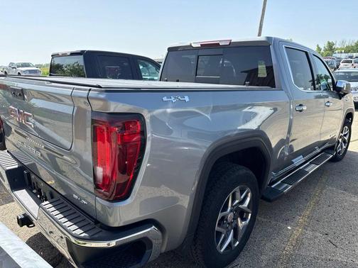 Sterling Metallic 2023 GMC Sierra 1500 SLT