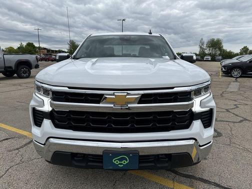 Summit White 2025 Chevrolet Silverado 1500 LT