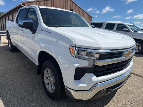 Summit White 2025 Chevrolet Silverado 1500 LT