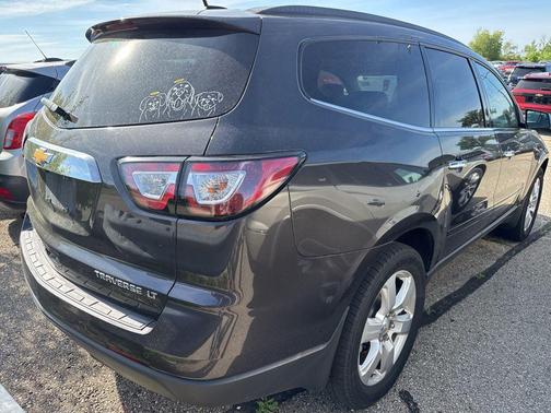Tungsten Metallic 2016 Chevrolet Traverse 1LT